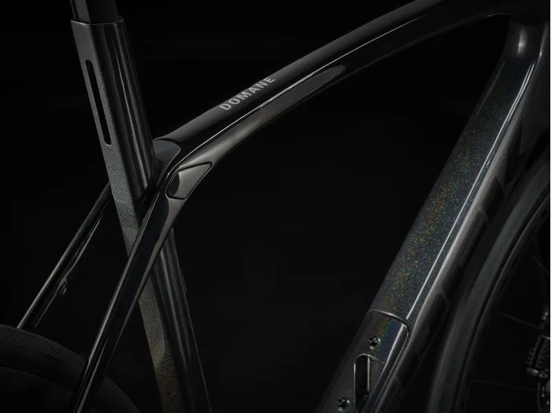 Trek Domane SL 7 Gen 3 Ultegra Di2 Road Bike 2022 in Black-4